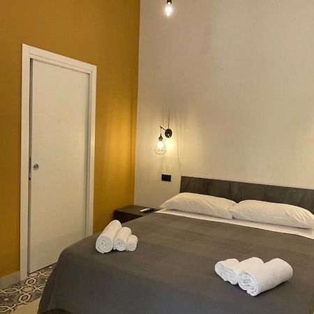 B&B Vittoria Naples Luaran gambar